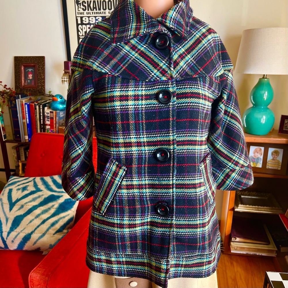 SOLD Vintage Plaid Pea Coat - Picture 13 of 14